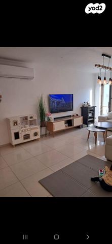 דירה, לוי אשכול 23, גבעת אוסישקין, נהריה