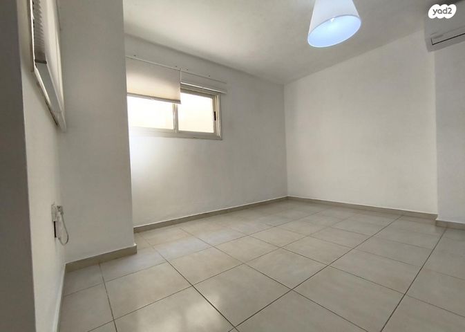 יחידת דיור, השיטה 10, הגבעה, אבן יהודה