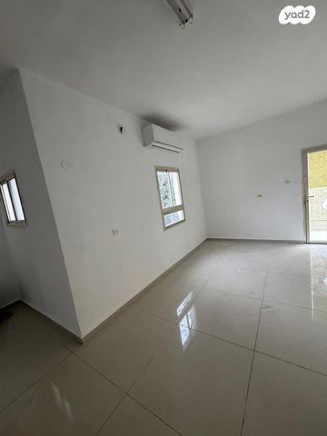 דירה, שפירא 8, שוק תלפיות, חיפה