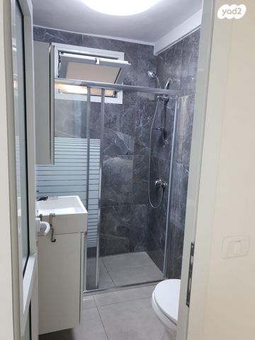 דירת גן, הערמון 7, עג'מי, גבעת העליה, תל אביב יפו