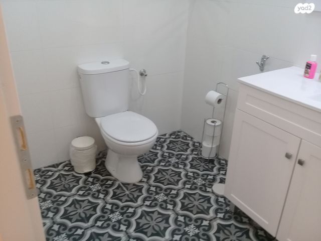 תיירות ונופש, בן יהודה 27, מרכז העיר, ירושלים