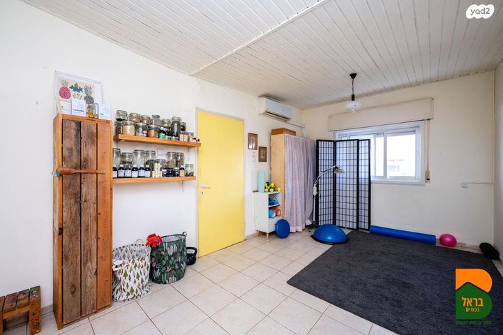 דו משפחתי, הנחל, פרדס חנה כרכור