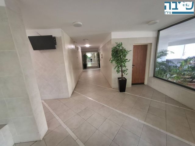 דירה, רא"ל מוטה גור, היובל, שרונה, רחובות