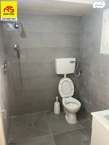 בית פרטי/ קוטג', בורוכוב, נווה עמל, הרצליה