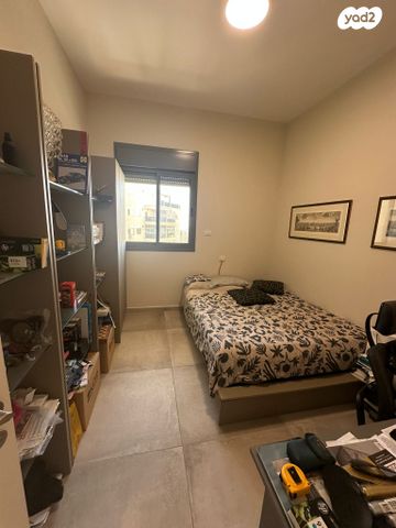 גדעון האוזנר 