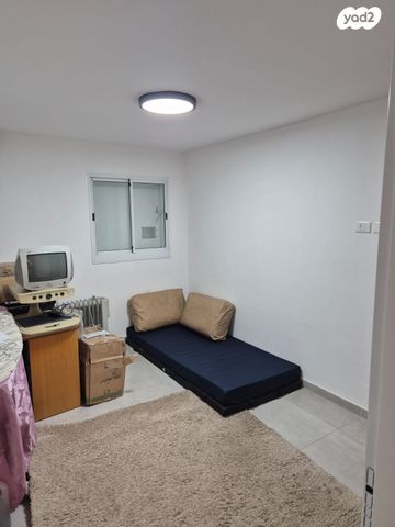 דירה, מעפילי אגוז 33, תל אביב יפו