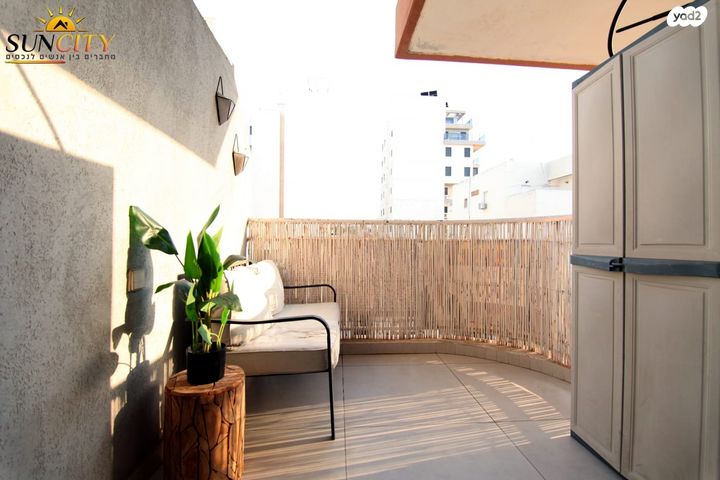 דירה, טרומפלדור 17, צפון מזרח מרכז העיר, נתניה