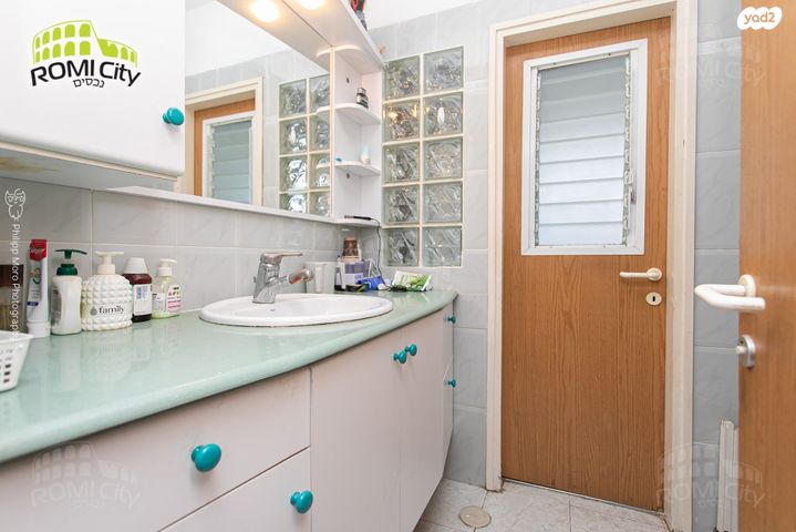 גג/ פנטהאוז, ראול ולנברג 8, רמת אשכול, חיפה