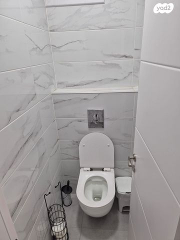 דירה, מעפילי אגוז 33, תל אביב יפו