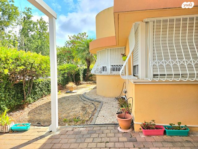 בית פרטי/ קוטג', כפר ורדים