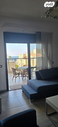 ז'בוטינסקי 21