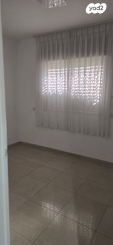 דירה, הרצל 91, עיר, מרכז העיר, נהריה