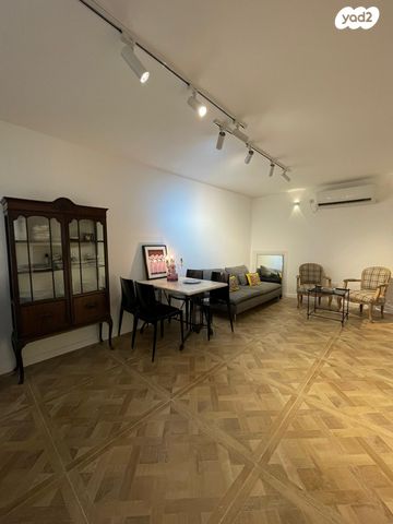 דירת גן, שלוש, נווה צדק, תל אביב יפו