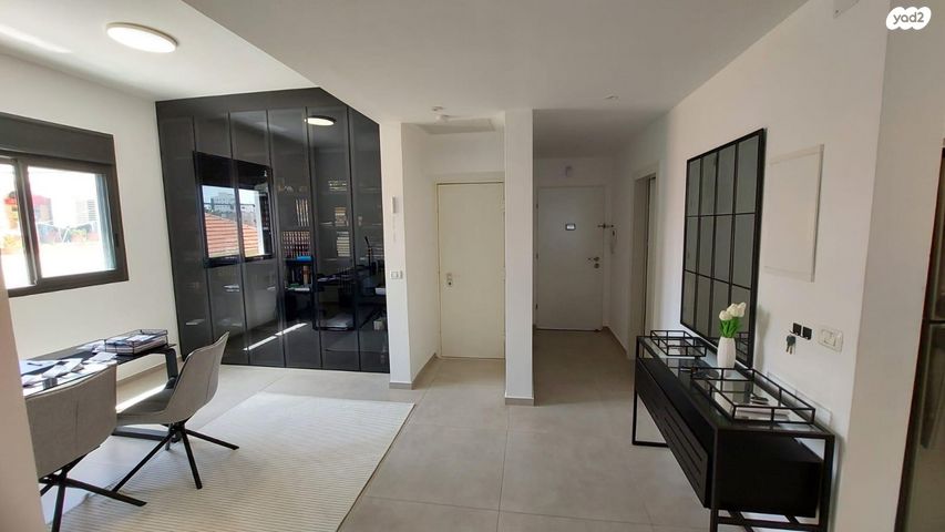 דירה, האחים טרבס, ד' / מערב מרכז העיר, רחובות