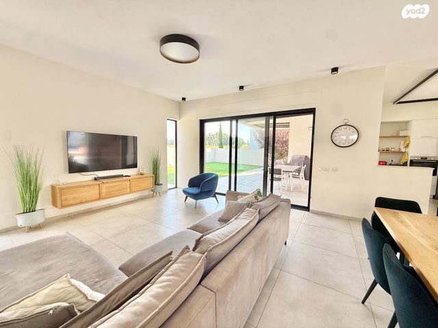 בית פרטי/ קוטג', כפר ברוך