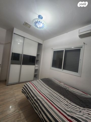 דופלקס, נחום סוקולוב, שפרינצק, רמלה