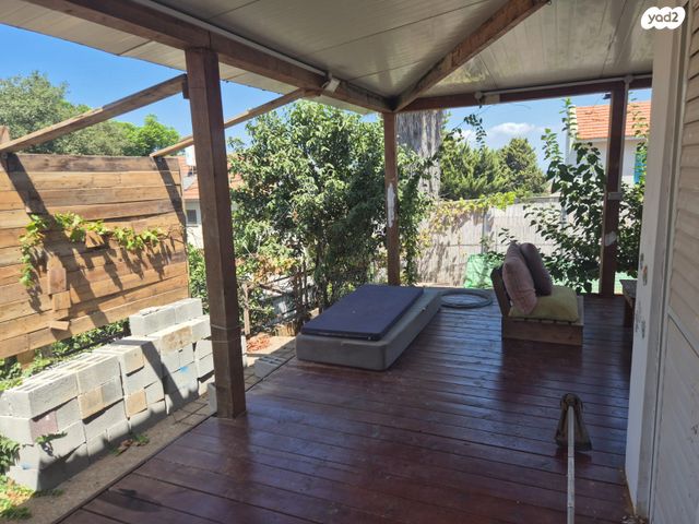 בית פרטי/ קוטג', המגוב, קציר