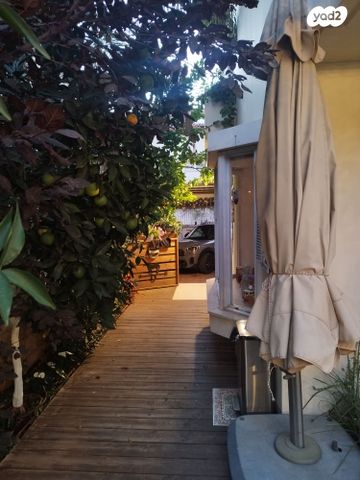 בית פרטי/ קוטג', הוד השרון