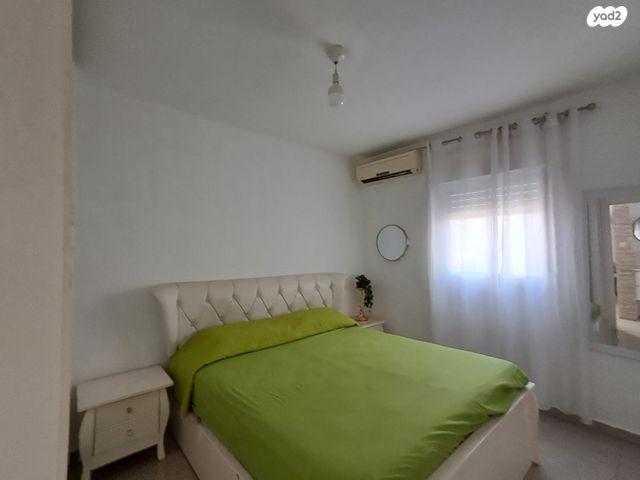 דירה, עוזיהו 33, רובע ג', אשדוד