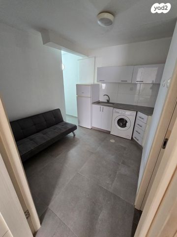 דירה, מרדכי מקלף, שכונה ו', באר שבע