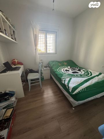 דירה, רבוצקי 81, 2004, רעננה