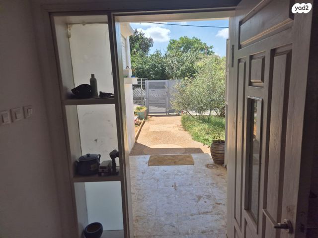 בית פרטי/ קוטג', המגוב, קציר