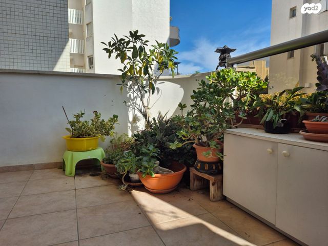 דירה, ז'בוטינסקי 52, עיר, מרכז העיר, נהריה