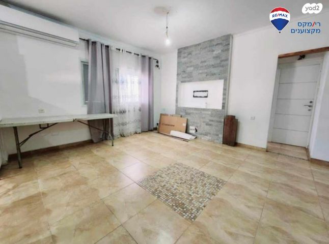 דופלקס, משה הס, נווה עובד, חדרה