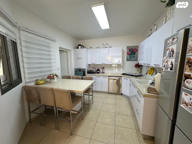 דירה, דוד טבצ'ניק, נווה גן, פתח תקווה