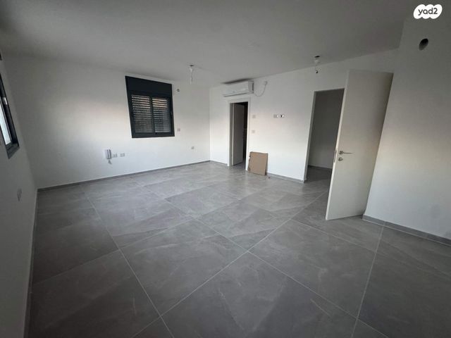 גג/ פנטהאוז, אור ים, אור עקיבא