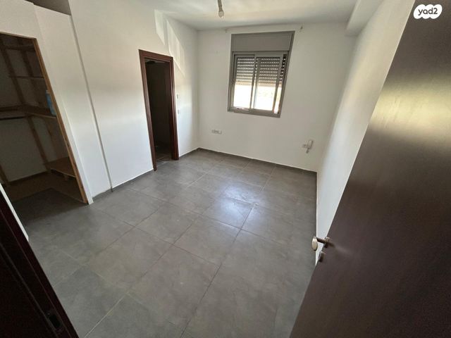 דירה, עוזי חיטמן 3, נאות אפק, אפקה, קרית ביאליק