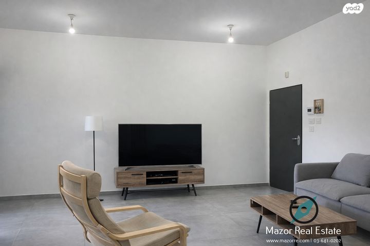 דירת גן, גבע, ארלוזורוב, גבעתיים