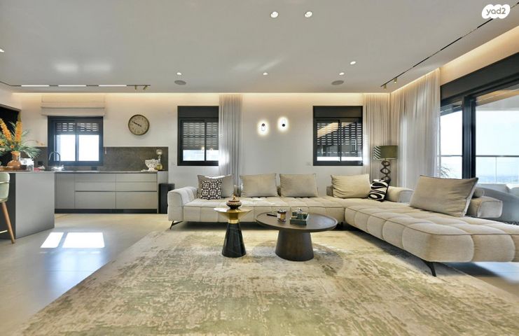 גג/ פנטהאוז, נרקיסים, ראשון לציון