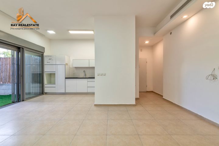 דירת גן, הנחשול, נאות רבין, יבנה