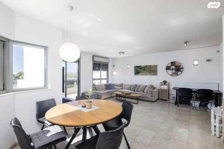 דירה, משה קול 15, המשתלה, תל אביב יפו