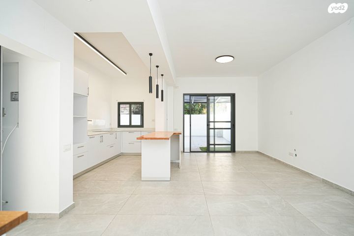 דו משפחתי, פרופסור שור 6, נאות הרצל, נתניה