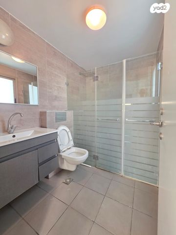 דירה, הדר, רמת השרון