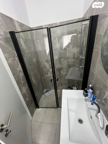 דירה, חמרא, עיר היין, אשקלון