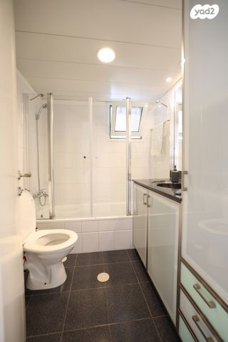 דירת גן, שכונה ה'-ו', מבשרת ציון