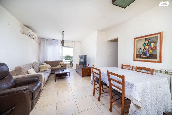 דירה, אייזיק רמבה, ארמון הנציב, תלפיות מזרח, ירושלים