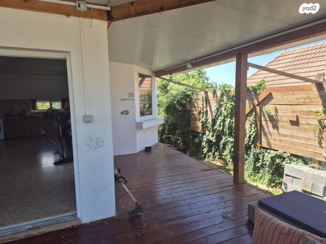 בית פרטי/ קוטג', המגוב, קציר