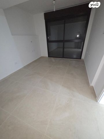 דירה, הל"ה, קטמון הישנה, ירושלים