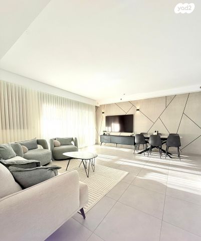 דירה, אהרון מזיא, שעריים, רחובות