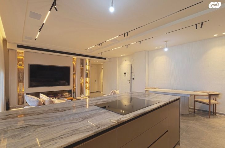 דירה, שולמית אלוני, נחלת יהודה, ראשון לציון