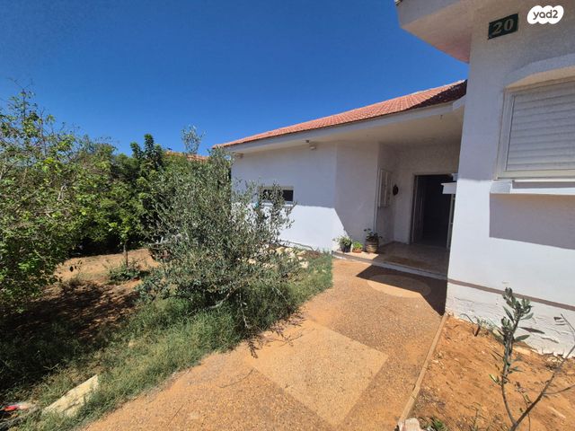 בית פרטי/ קוטג', המגוב, קציר