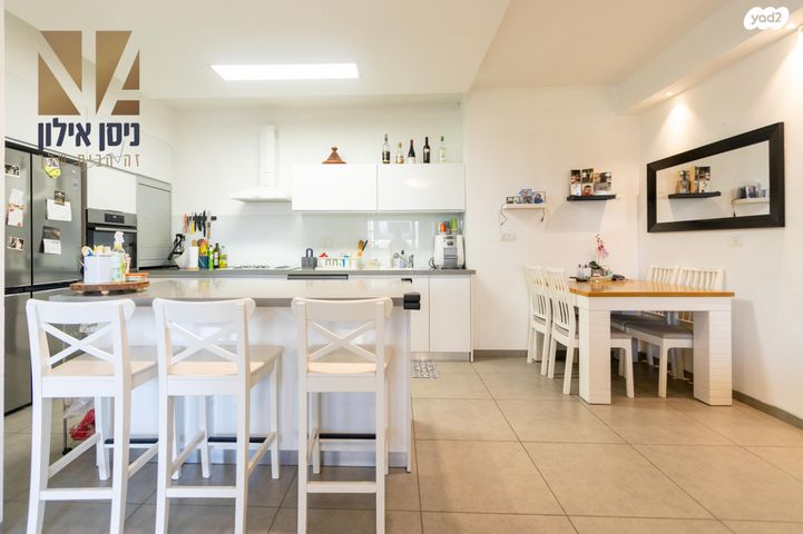 דירה, מנחם רצון 12, מחנה יהודה, פתח תקווה