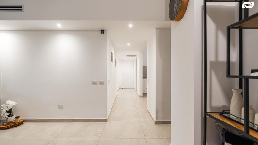 דירת גן, אופקים