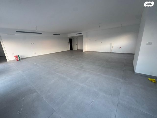 גג/ פנטהאוז, אור ים, אור עקיבא