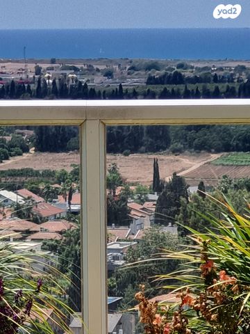 גג/ פנטהאוז, השופטים, נווה אמירים, הרצליה