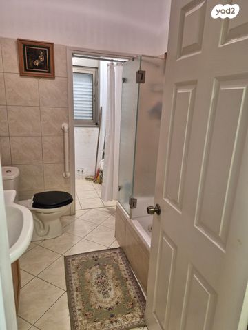 דירה, ז'בוטינסקי 52, עיר, מרכז העיר, נהריה